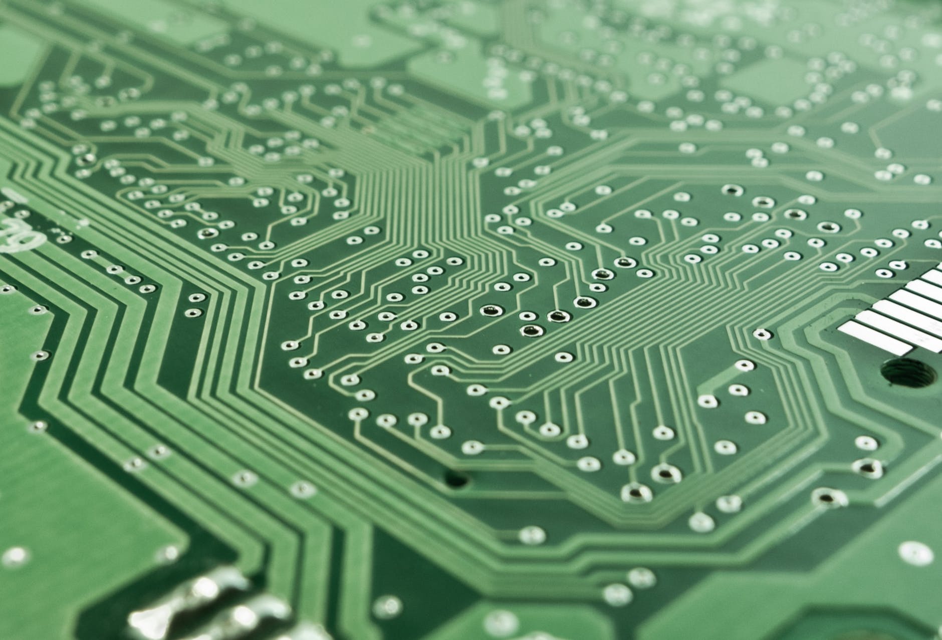 Bruselas lanza un plan de 43.000 millones de euros para producir el 20% de los microchips de todo el mundo