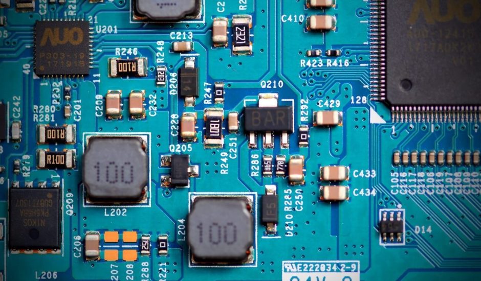 Japón colaborará con Bélgica para reactivar su industria de semiconductores